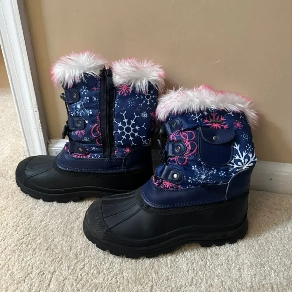 Thinsulate 3M KSNOW snow boots size 6 Dream Pairs
